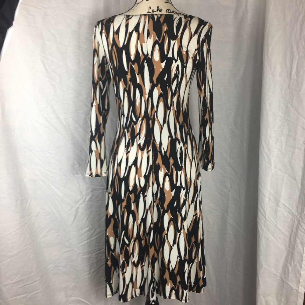 Lily Long Sleeved Dress Size Small V Neck - Picture 3 of 4
